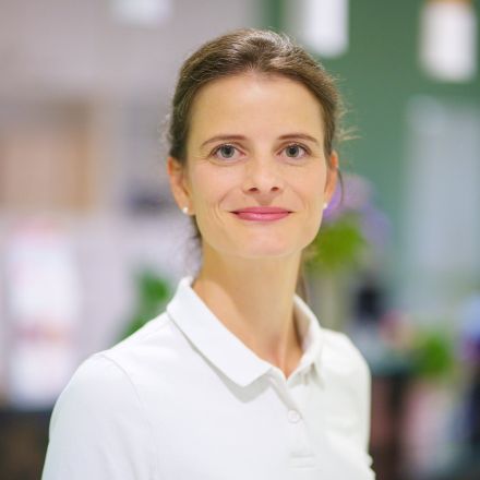 FA Angela Gukasjan