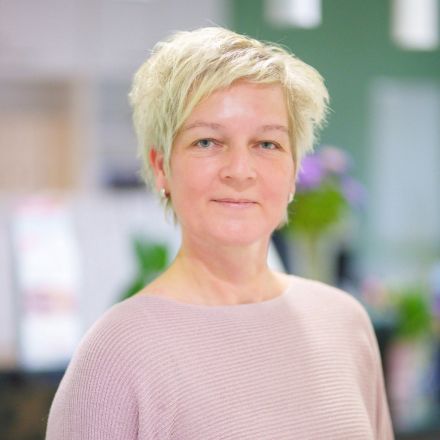Schwester Jana Praxis für Gynäkologie und Geburtshilfe Angela Gukasjan